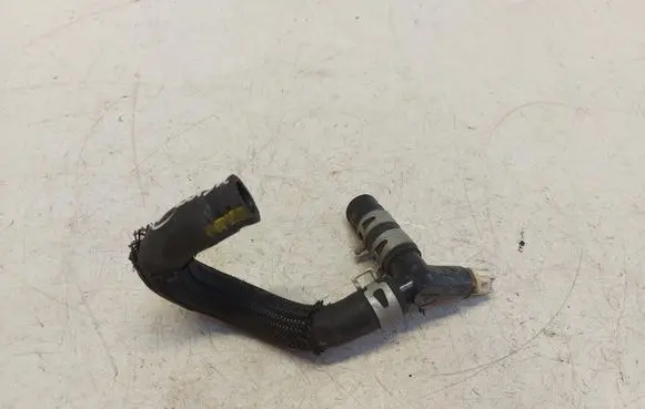 Toyota Prius (XW50) Engine coolant pipe/hose