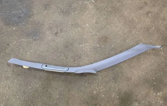 (A) pillar trim