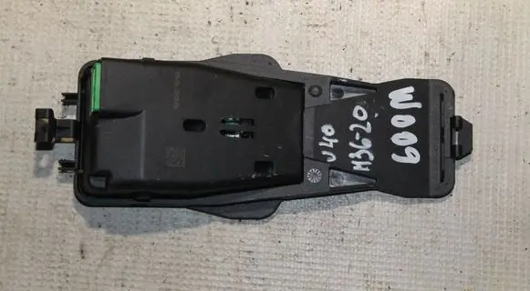 Volvo V40 Rain sensor 31360888