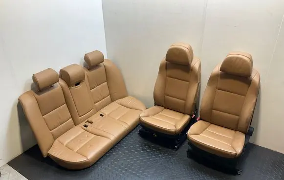Seat set