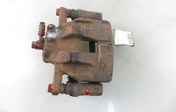 Suzuki Grand Vitara II Front brake caliper