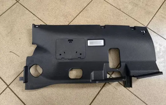 BMW X5M E70 Dashboard lower bottom trim panel 7161786