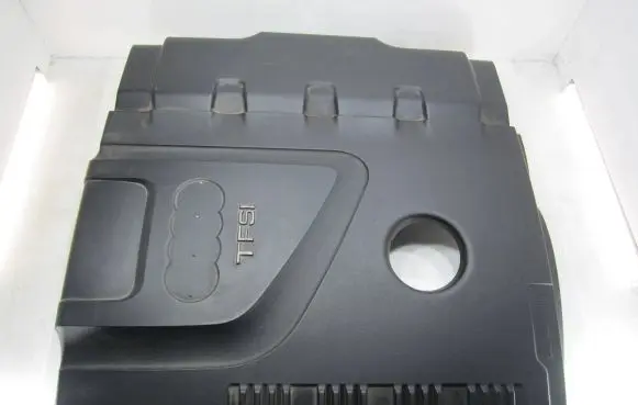 Audi A5 8T 8F Engine cover (trim) 06J103925L