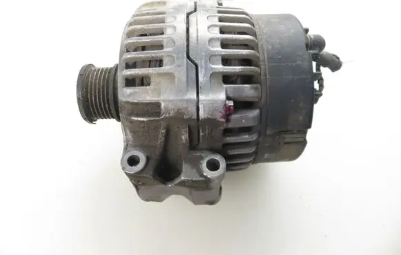 Mercedes-Benz Vito Viano W638 Generator/alternator 124510082 0101549602