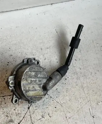 Mercedes-Benz Sprinter W901 W902 W903 W904 Vacuum pump A6112300265 12120223 RE217801