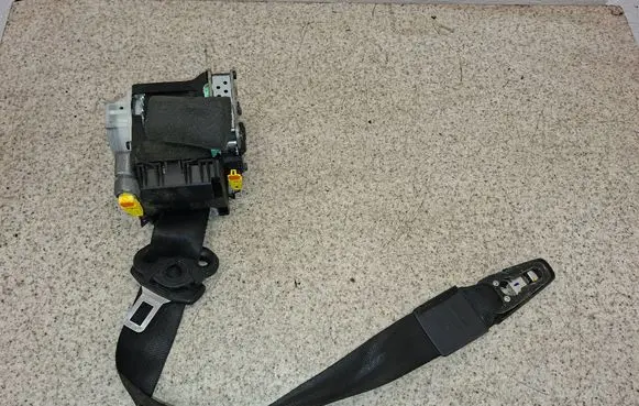 Audi A4 S4 B8 8K Front seatbelt 8K1857705J 306226299G48 030212