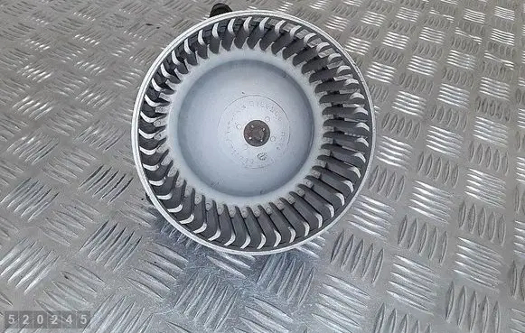 Nissan Navara Heater fan/blower 5NFH19805AC