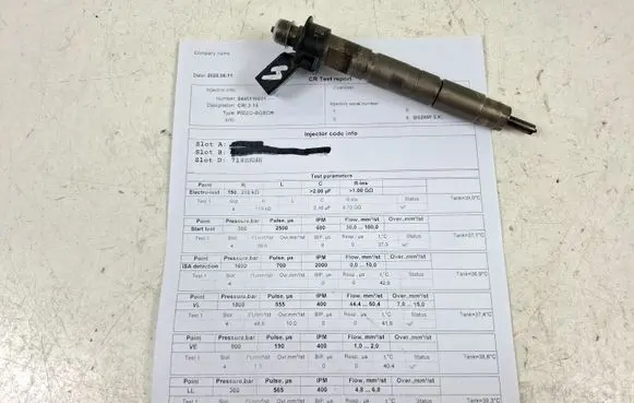 BMW 1 E81 E87 Fuel injector 0445116001