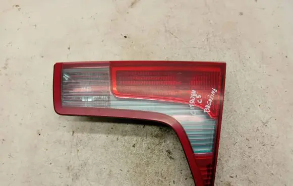 Citroen C5 Tailgate rear/tail lights 89034081X31