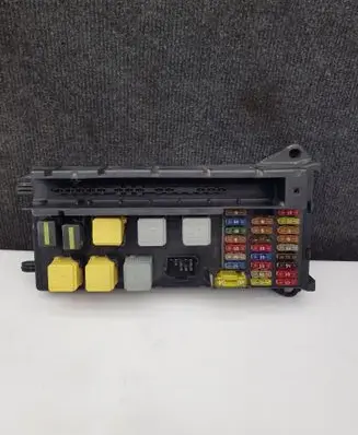 Mercedes-Benz Sprinter W906 Fuse module A9065454001 ZGS001Q001 518817408