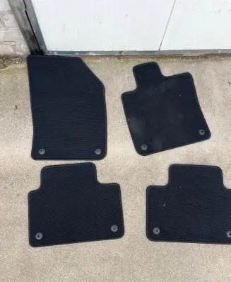 Volvo V60 Car floor mat set 31463145