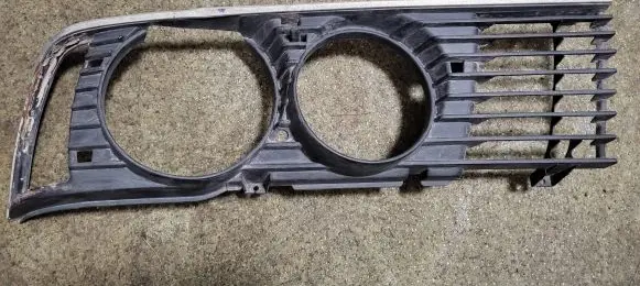 BMW 7 E23 Front grill 51131900272