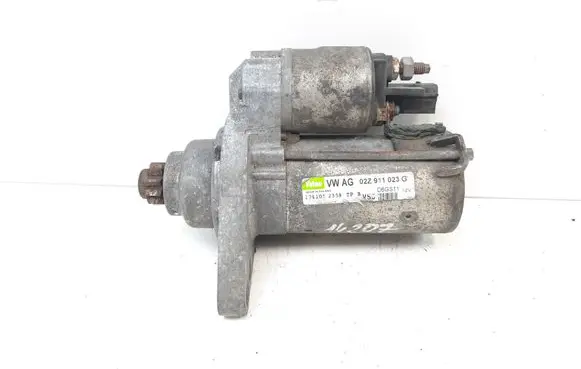 Volkswagen Touran I Starter motor 02Z911023G D6GS11 1711052358