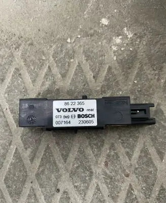 Volvo V70 Airbag deployment crash/impact sensor 8622365 230605 007164