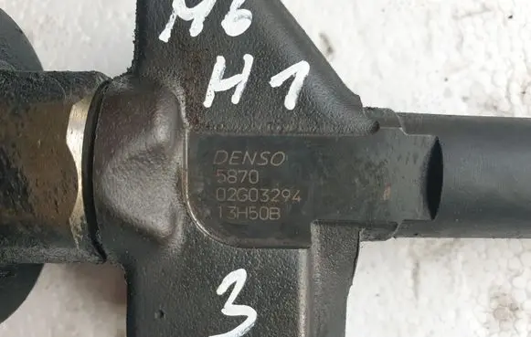 Mazda 6 Fuel injector 13H50B