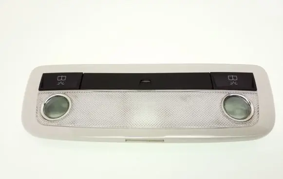 Mercedes-Benz CLA C117 X117 W117 Front seat light