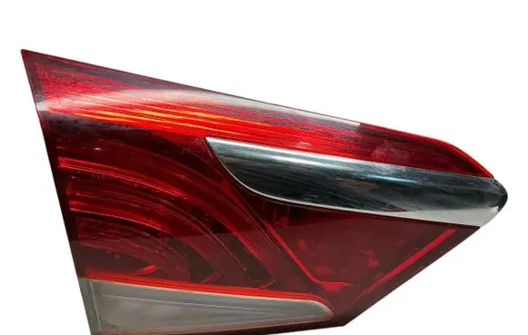 Hyundai i40 Tailgate rear/tail lights 924033z000