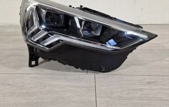 Audi Q3 F3 Headlight/headlamp 83A941034