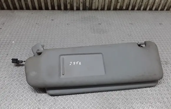 Volkswagen Touareg I Sun visor