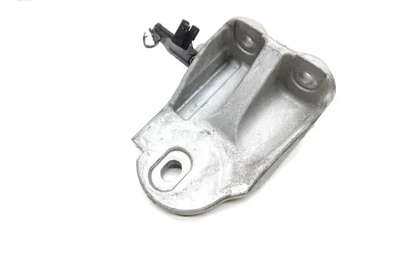 Nissan Murano Z52 Engine mounting bracket
