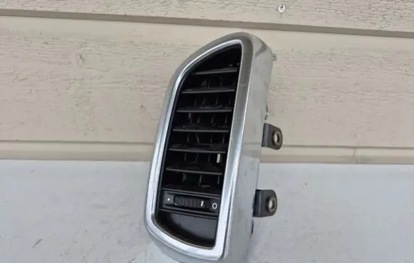 Porsche Cayenne (92A) Dashboard side air vent grill/cover trim 7P5819704A