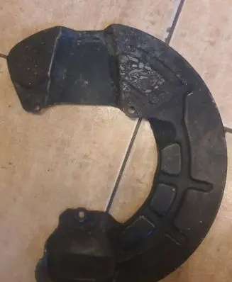 Volvo S70 V70 V70 XC Front brake disc dust cover plate 9140388