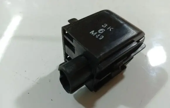 Subaru Legacy Sensor 88021AG030