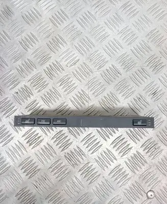 BMW 5 E39 Seat heating switch 61318373715 03742023