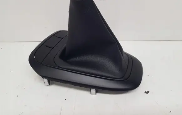 KIA Picanto Gear shifter surround trim plastic