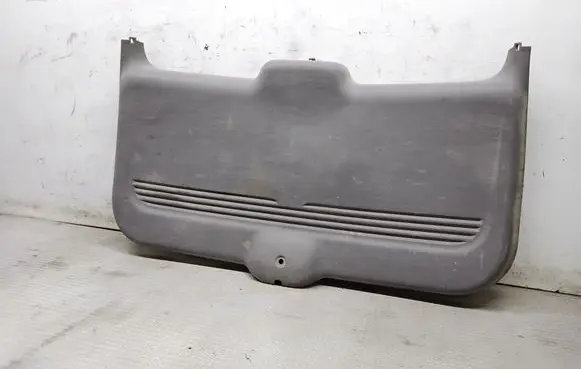 Chrysler PT Cruiser Tailgate trim 0RK04TRMAD