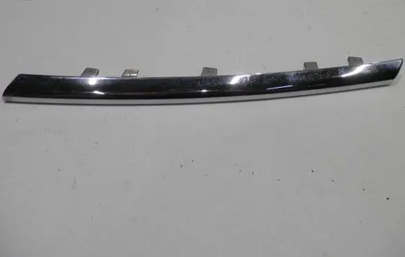 Opel Insignia A Front bumper upper radiator grill 13264449