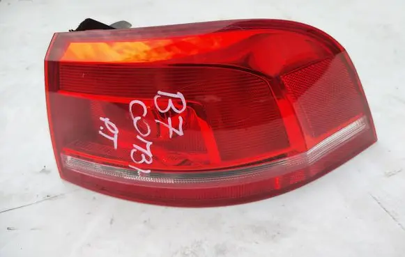 Volkswagen PASSAT B7 Rear/tail lights 3AF945096C