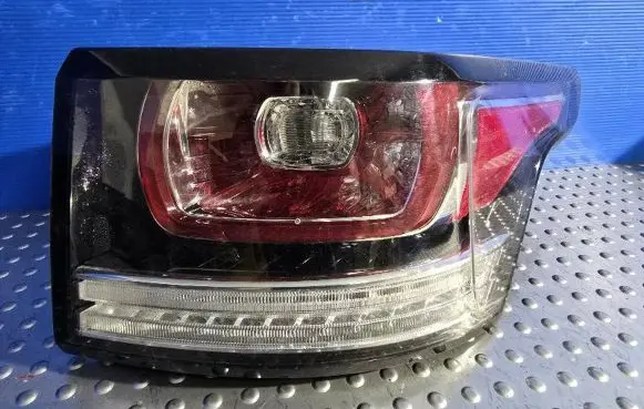 Land Rover Range Rover Sport L494 Rear/tail lights LR061588