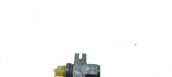 Mercedes-Benz C W204 Turbo solenoid valve A0091533128 70074205 41153
