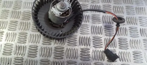 Ford Fiesta Heater fan/blower 1bb42
