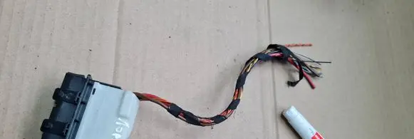 Audi Q5 SQ5 Front door wiring loom 4H0972701