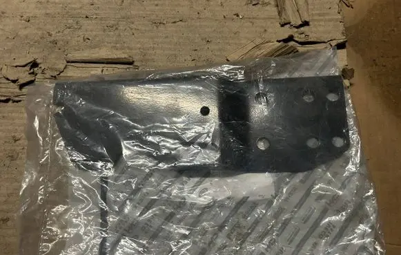 Iveco Daily 3rd gen Radiator mount bracket 504052019