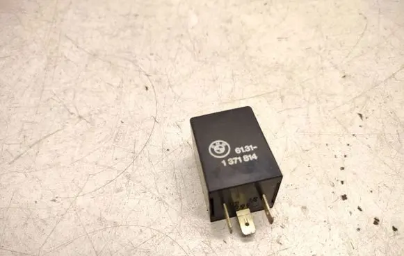 BMW 3 E30 Light relay 61311371814 1371814