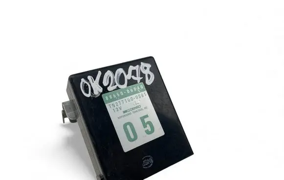 Toyota Camry Other control units/modules 8865006040