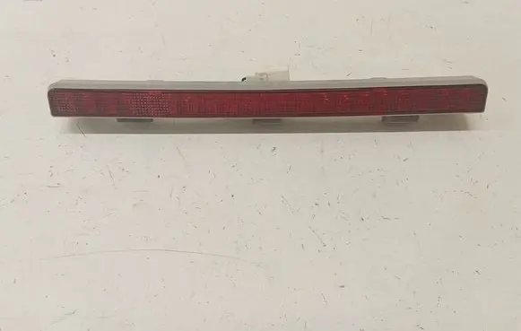 Hyundai Elantra Third/center stoplight 927502D2