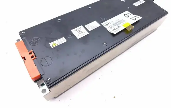 Peugeot 3008 III Hybrid / Electric Car Battery Cell 9864616880 MBAC01
