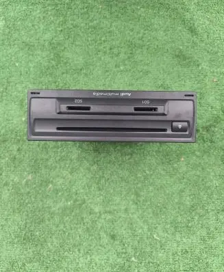 Audi A8 S8 D4 4H Navigation maps CD/DVD 4H0035776N 2539098 AD100169005