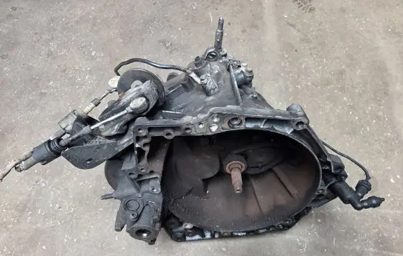 Peugeot Expert Manual 5 speed gearbox 20DP47