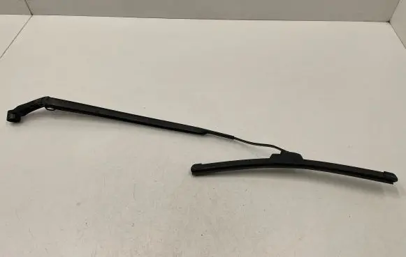 Toyota RAV 4 (XA30) Windshield/front glass wiper blade 