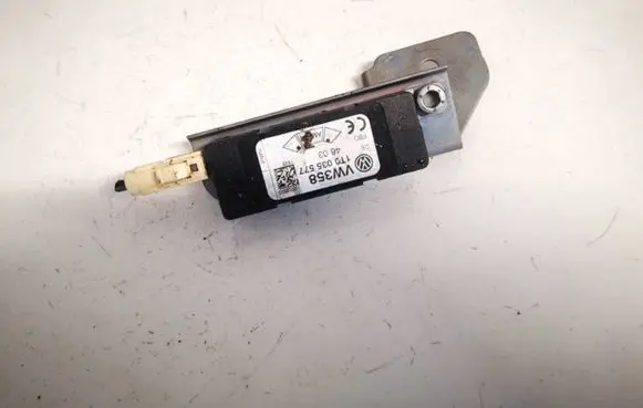 Antenna control unit
