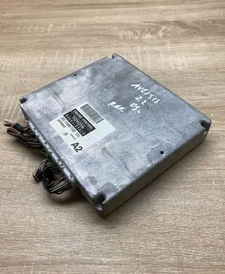 Toyota Avensis T250 Engine control unit/module ECU 8966105A20 MB1758007383