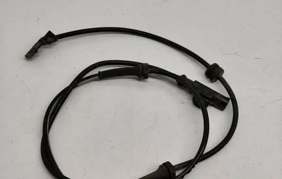 Nissan Note (E11) ABS brake wheel speed sensor 47910AX610 0265007537