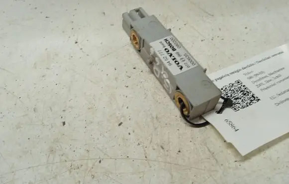 Volvo S80 Airbag deployment crash/impact sensor 9452777 000635
