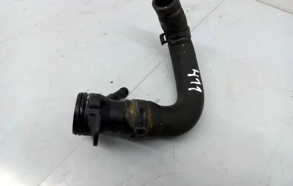 Volkswagen Jetta VI Engine coolant pipe/hose 5C0121157A