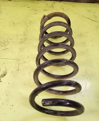 Volvo V70 Rear coil spring 31202534